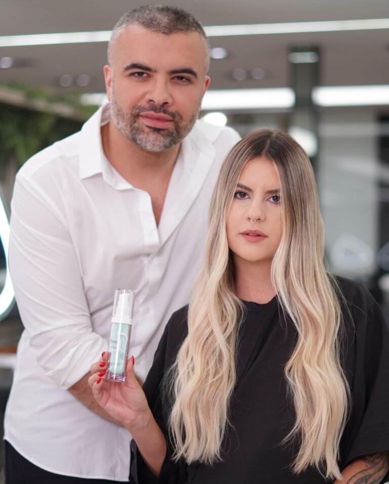 Instagram post from piavecosmetics.global. This post is in position 3.