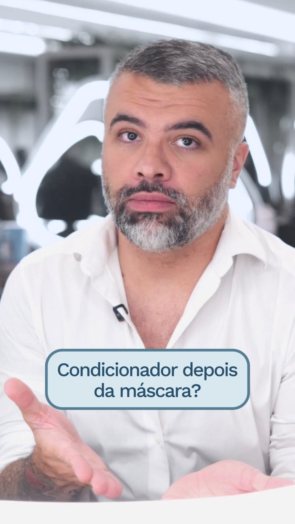 Instagram post from piavecosmetics. This post is in position 0.