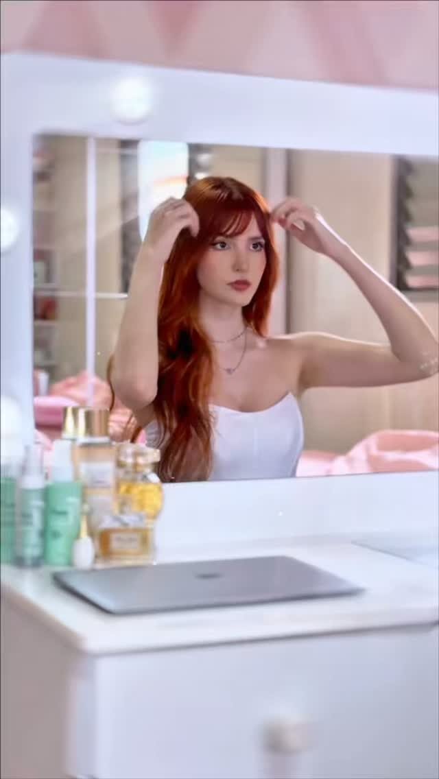 Instagram post from piavecosmetics.global. This post is in position 1.