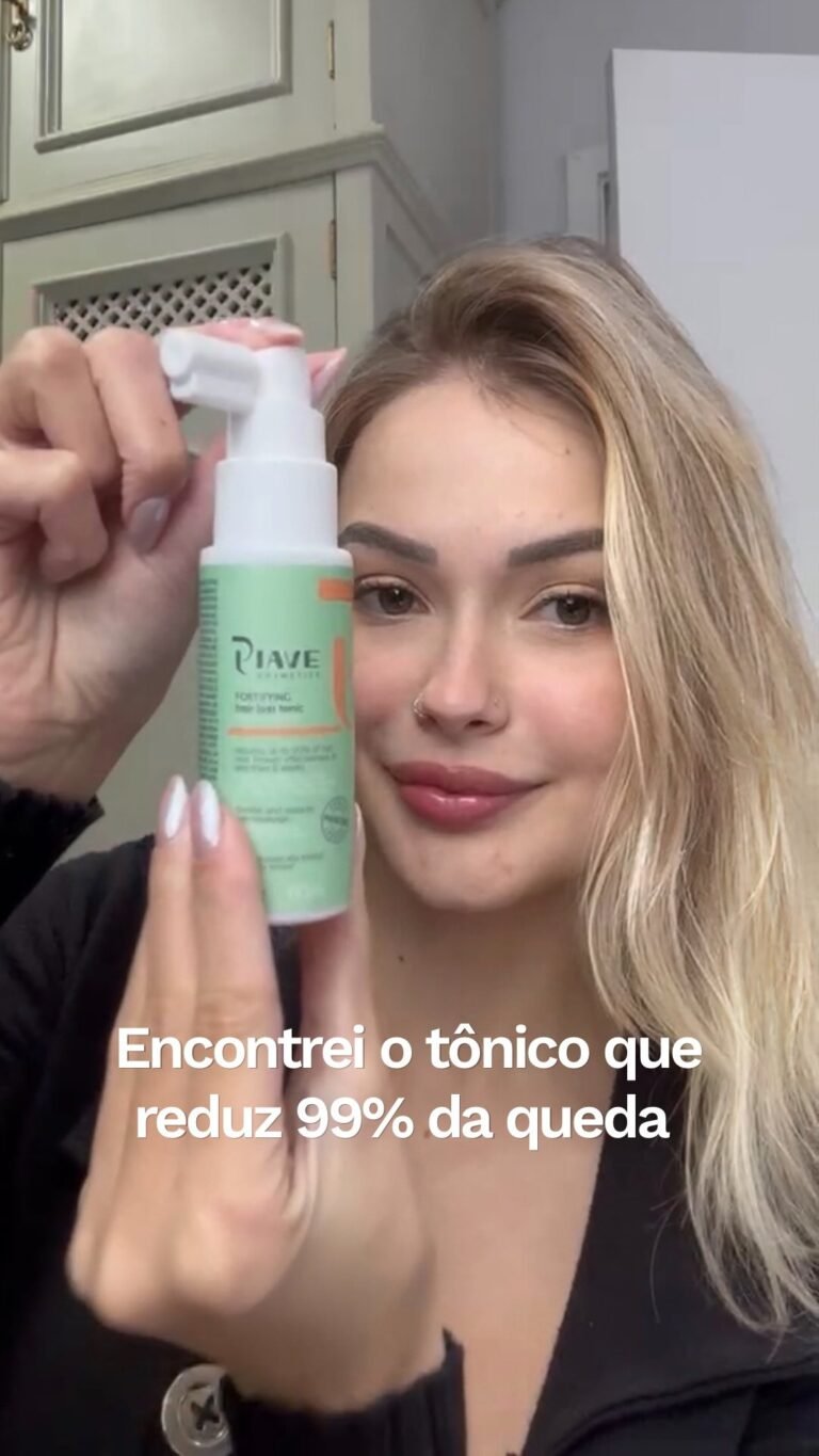 Instagram post from piavecosmetics. This post is in position 1.