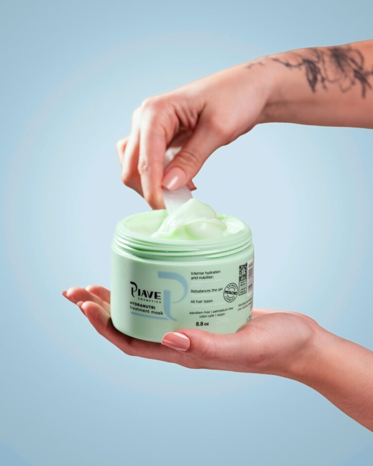 Instagram post from piavecosmetics. This post is in position 1.