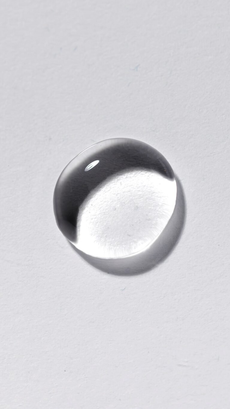 Instagram post from piavecosmetics. This post is in position 1.