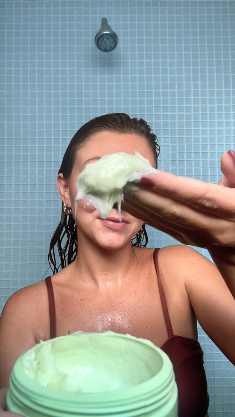 Instagram post from piavecosmetics. This post is in position 1.