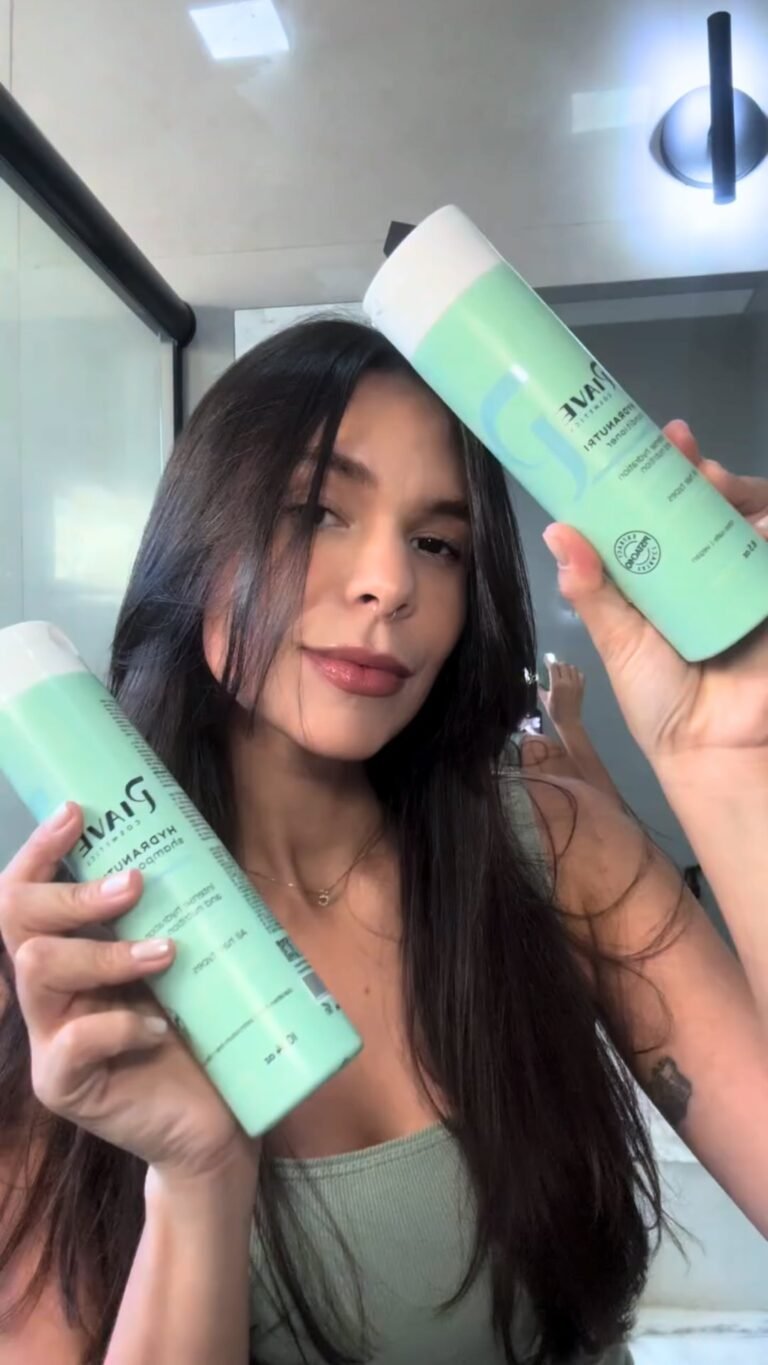 Instagram post from piavecosmetics. This post is in position 1.