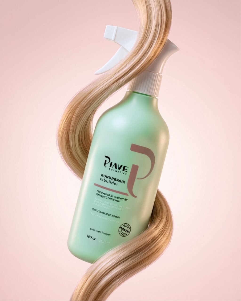 Instagram post from piavecosmetics. This post is in position 0.