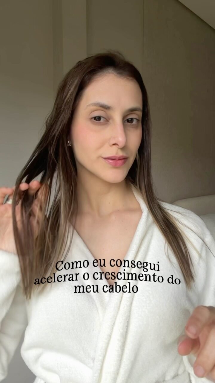 Instagram post from piavecosmetics. This post is in position 0.