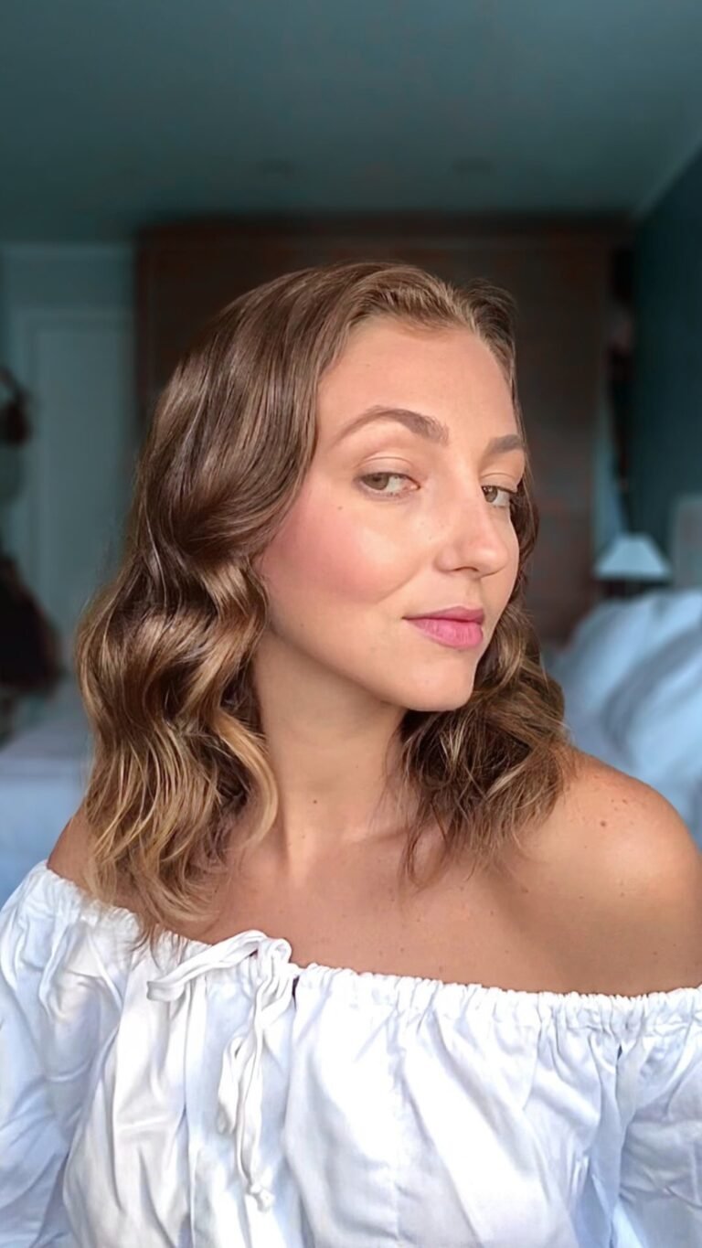 Instagram post from piavecosmetics. This post is in position 1.